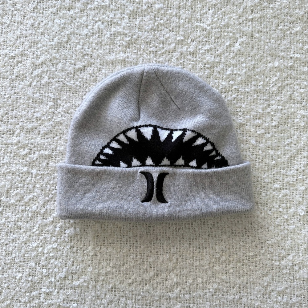 Hurley Beanie Kids Youth Gray Shark Teeth Graphic Knit Hat